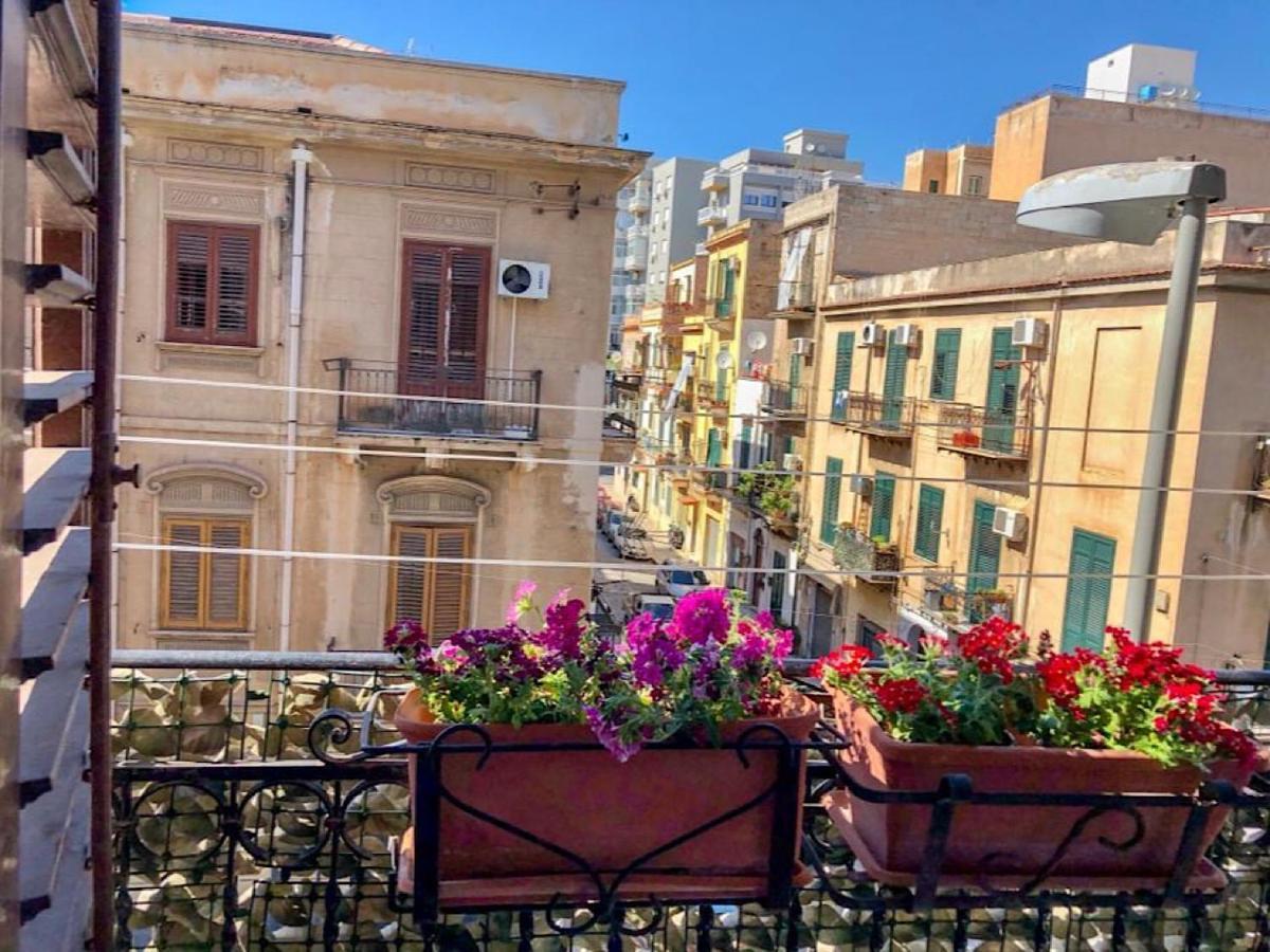 Via Aurispa 60 Palermo Exterior photo